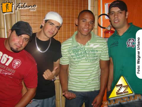 01.jpg