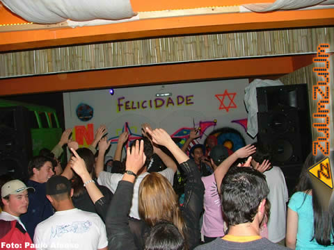 09.jpg